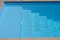 scala di ingresso alla tropezienne